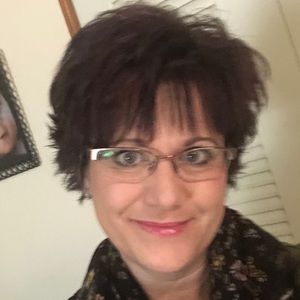 Meet your Posher, Cheri